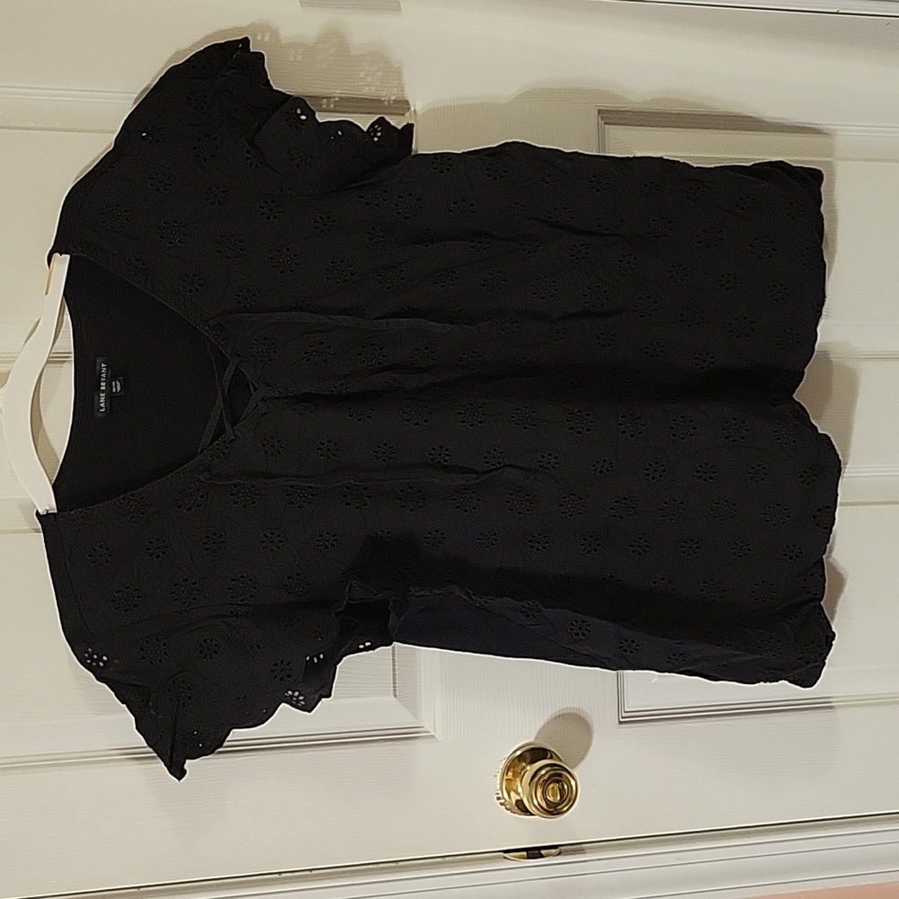 Lane Bryant Black short sleeve eyelet blouse size 18/20